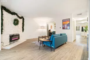 15928 NE Fremont St, Portland, OR 97230 - Photo 7