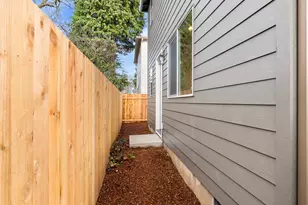 6443 SE 88th Ave, Portland, OR 97266 - Photo 7