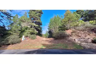 87977 Kelsie Way, Florence, OR 97439 - Photo 1