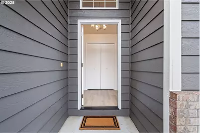 2846 SW Faith Ct, Troutdale, OR 97060 - Photo 3