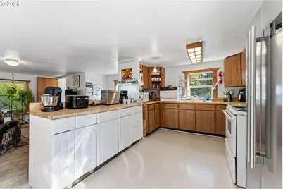 805 Coast Guard Hill Rd, Port Orford, OR 97465 - Photo 9
