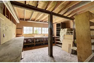 32084 Brooks Rd, Saint Helens, OR 97051 - Photo 17