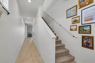 848 Chestnut Wy, Silverton, OR 97381 - Photo 3