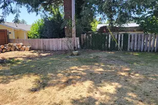 1023 N Knott St, Coquille, OR 97423 - Photo 29