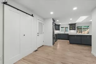 10220 SE Mt Scott Blvd, Portland, OR 97266 - Photo 11