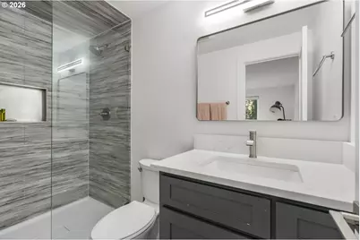 10220 SE Mount Scott Blvd, Portland, OR 97266 - Photo 9