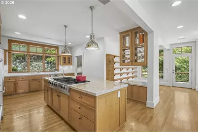 483 NW Skyline Crest Rd, Portland, OR 97229 - Photo 11
