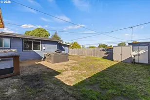 1617 Arthur St, North Bend, OR 97459 - Photo 37