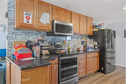 1617 Arthur St, North Bend, OR 97459 - Photo 15