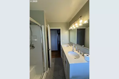 2975 Colorado Ave, North Bend, OR 97459 - Photo 11