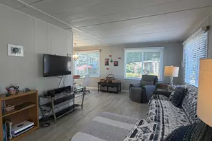 11448 SW Royal Villa Dr, Portland, OR 97224 - Photo 7