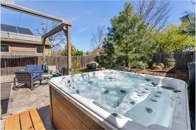 921 Goose Way, Hood River, OR 97031 - Photo 15