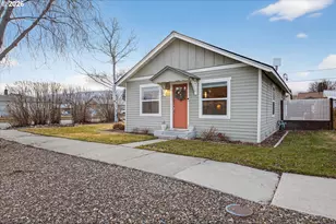 1005 Walnut St, Baker City, OR 97814 - Photo 3