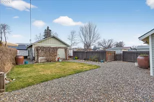 1005 Walnut St, Baker City, OR 97814 - Photo 25