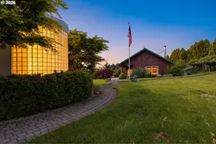 890 Rosemont Rd, West Linn, OR 97068 - Photo 33
