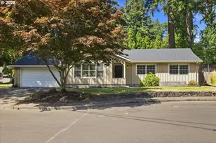 485 Country Club Ct, Lake Oswego, OR 97034 - Photo 3