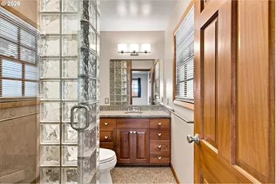 485 Country Club Ct, Lake Oswego, OR 97034 - Photo 25