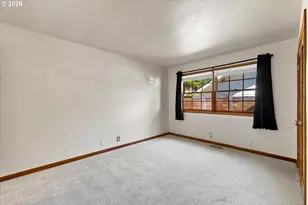 485 Country Club Ct, Lake Oswego, OR 97034 - Photo 23
