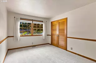 485 Country Club Ct, Lake Oswego, OR 97034 - Photo 21