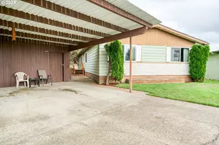 1411 NW 9th Ct, McMinnville, OR 97128 - Photo 3