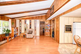 1411 NW 9th Ct, McMinnville, OR 97128 - Photo 11