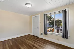 807 Columbia St, Kelso, WA 98626 - Photo 5