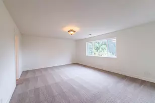 12606 NW Larry Ct, Portland, OR 97229 - Photo 7