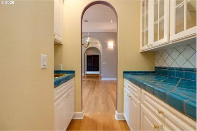 1081 NW Baker Crest Ct, McMinnville, OR 97128 - Photo 21