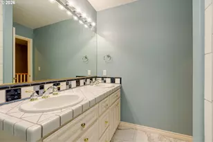 1081 NW Baker Crest Ct, McMinnville, OR 97128 - Photo 37