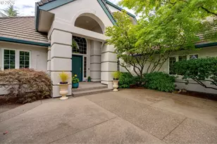 1081 NW Baker Crest Ct, McMinnville, OR 97128 - Photo 3