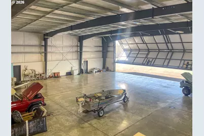2815 NW Aviation Dr, Roseburg, OR 97470 - Photo 15