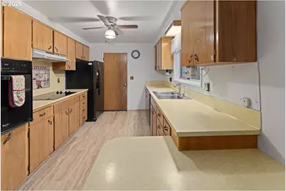 [Address not provided], Springfield, OR 97477 - Photo 9