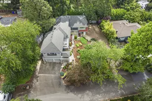 12436 SW 58th Ave, Portland, OR 97219 - Photo 25