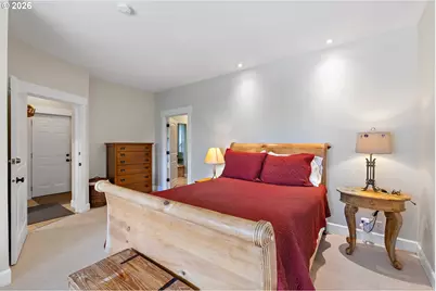 12436 SW 58th Ave, Portland, OR 97219 - Photo 9