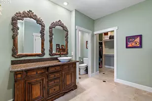 12436 SW 58th Ave, Portland, OR 97219 - Photo 11