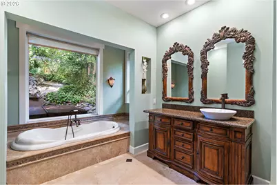 12436 SW 58th Ave, Portland, OR 97219 - Photo 9