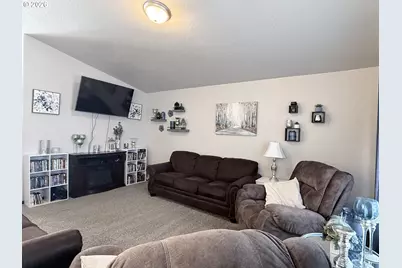 472 Cardinal Pl, Umatilla, OR 97882 - Photo 7