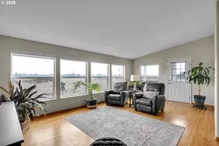 51398 SE Hood View Dr, Scappoose, OR 97056 - Photo 15