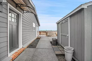 51398 SE Hood View Dr, Scappoose, OR 97056 - Photo 9