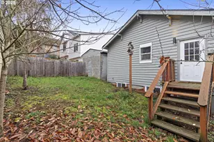 1241 NW Couch St, Camas, WA 98607 - Photo 35