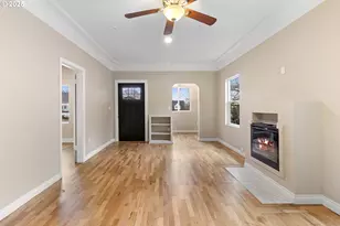 1241 NW Couch St, Camas, WA 98607 - Photo 9