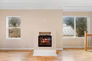 1241 NW Couch St, Camas, WA 98607 - Photo 7