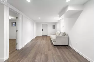 1241 NW Couch St, Camas, WA 98607 - Photo 27