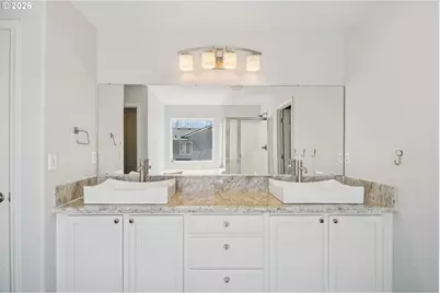 698 NW Hertel St, Hillsboro, OR 97124 - Photo 39