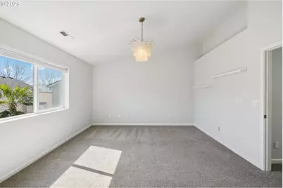 698 NW Hertel St, Hillsboro, OR 97124 - Photo 33