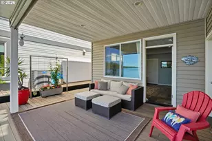 18525 NE Marine Dr, Portland, OR 97230 - Photo 21