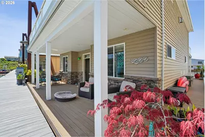 18525 NE Marine Dr #E8, Portland, OR 97230 - Photo 7