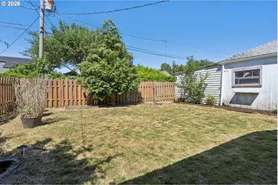 1385 NE Pearl St, Salem, OR 97301 - Photo 27