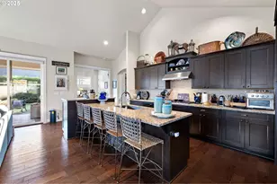 1765 Trevino Rd, Creswell, OR 97426 - Photo 7