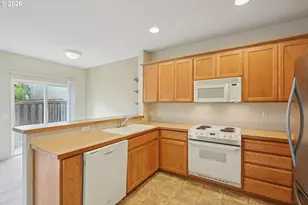 6538 NE Forest Ln, Hillsboro, OR 97124 - Photo 9